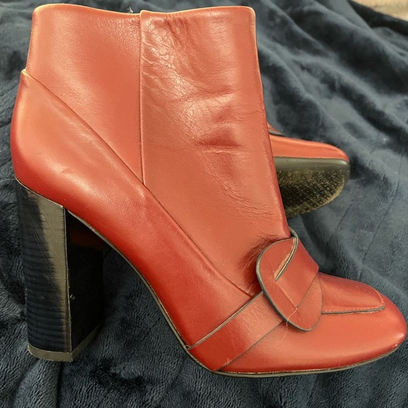 Tory Burch leather ankle boots size 6 - Picture 3 of 8